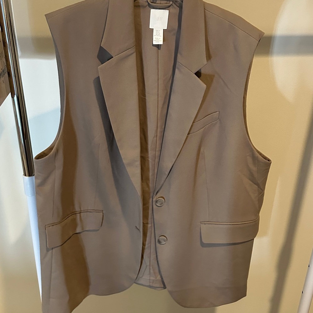 H&M Taupe Sleeveless Blazer Vest XL